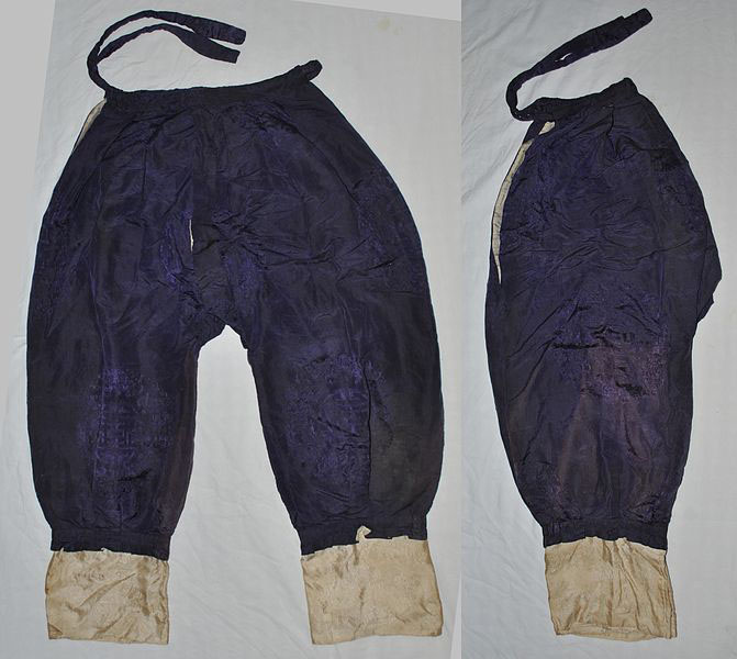 Hakama masculina tradicional japonesa