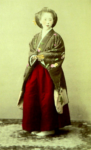 Hakama femenino tradicional japonés